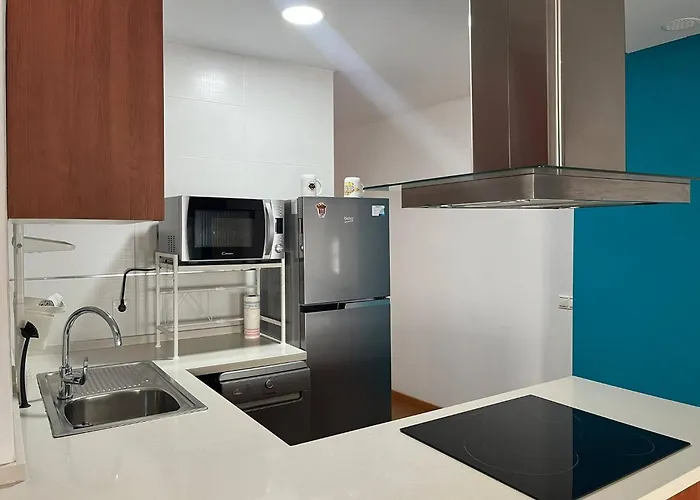 Colon Corazon De Con Ascensor Grupo Ac Gestion كاديز